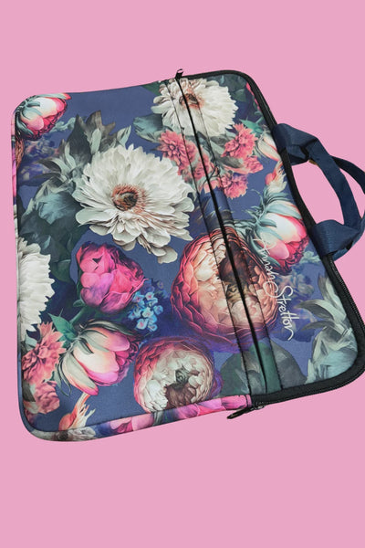 Annah Stretton Laptop Case With Handle - Lover's Bouquet